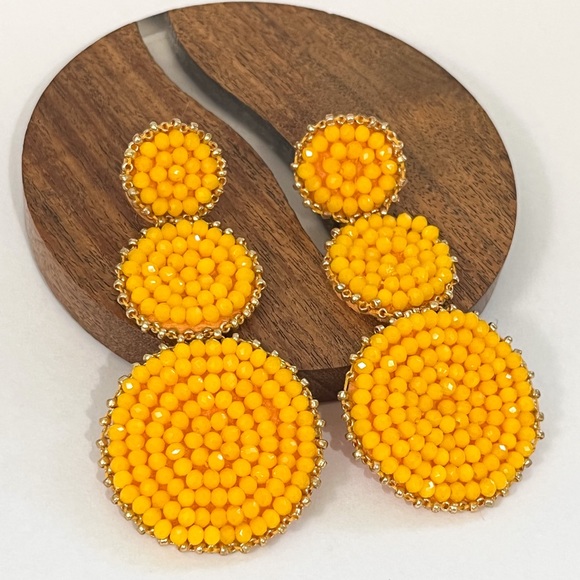 Beaded earrings - Picture 3 of 3